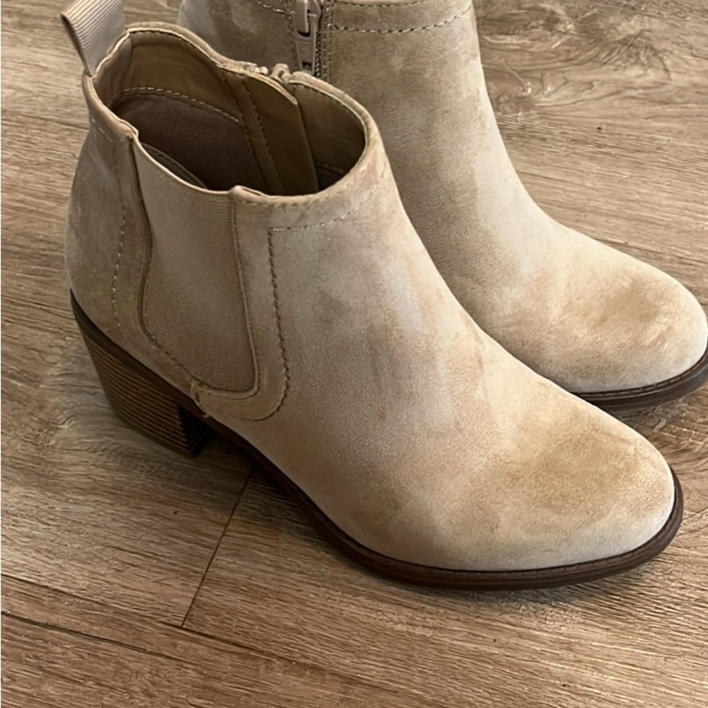 Women's Tan Ankle Boots